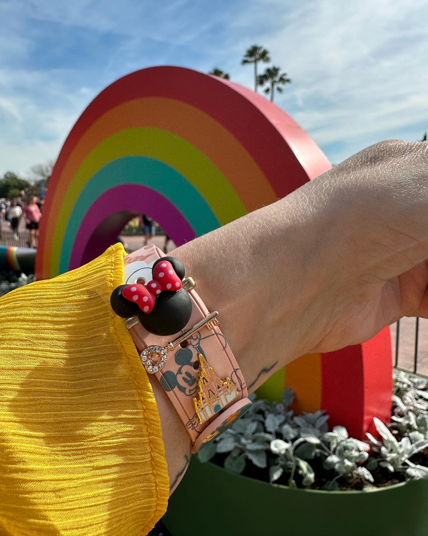 Magical Minnie Watchband Huggie