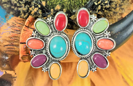 Kasa Half-Circle Muti Color Studs